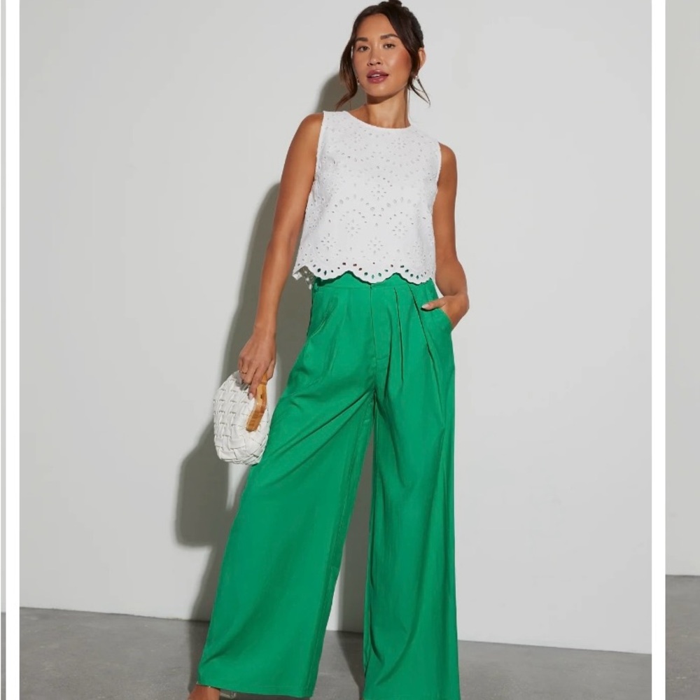 Wide leg trousers